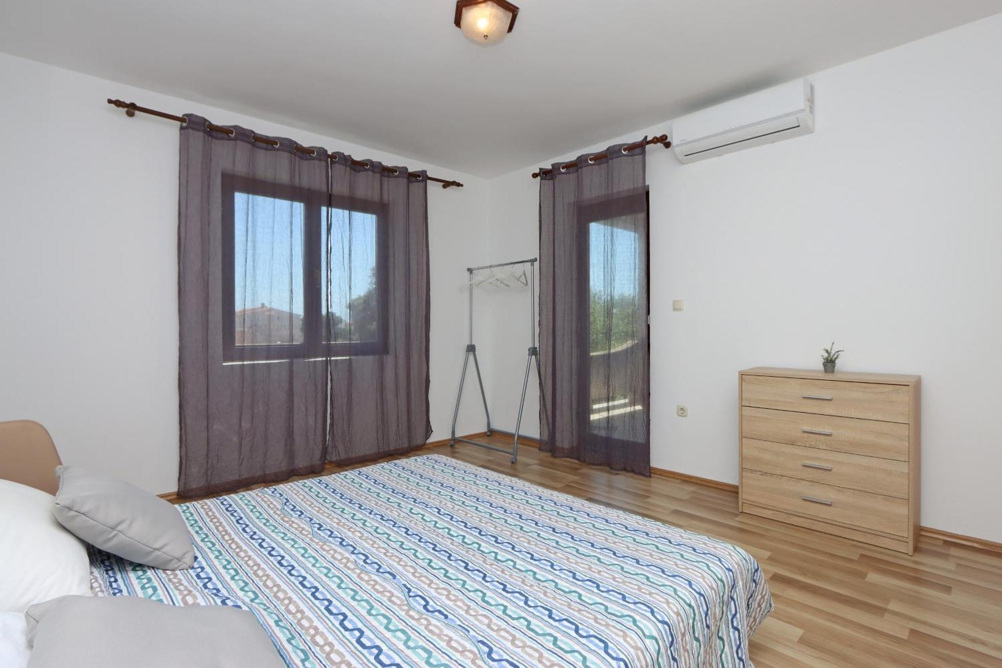 Apartments By The Sea Mandre, Pag - 3084 Kolan Rom bilde