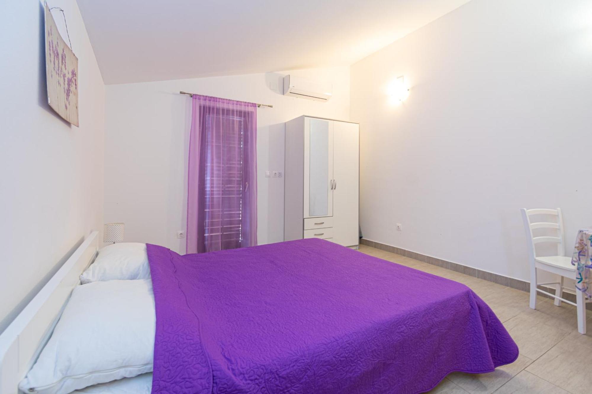 Apartments By The Sea Mandre, Pag - 3084 Kolan Rom bilde